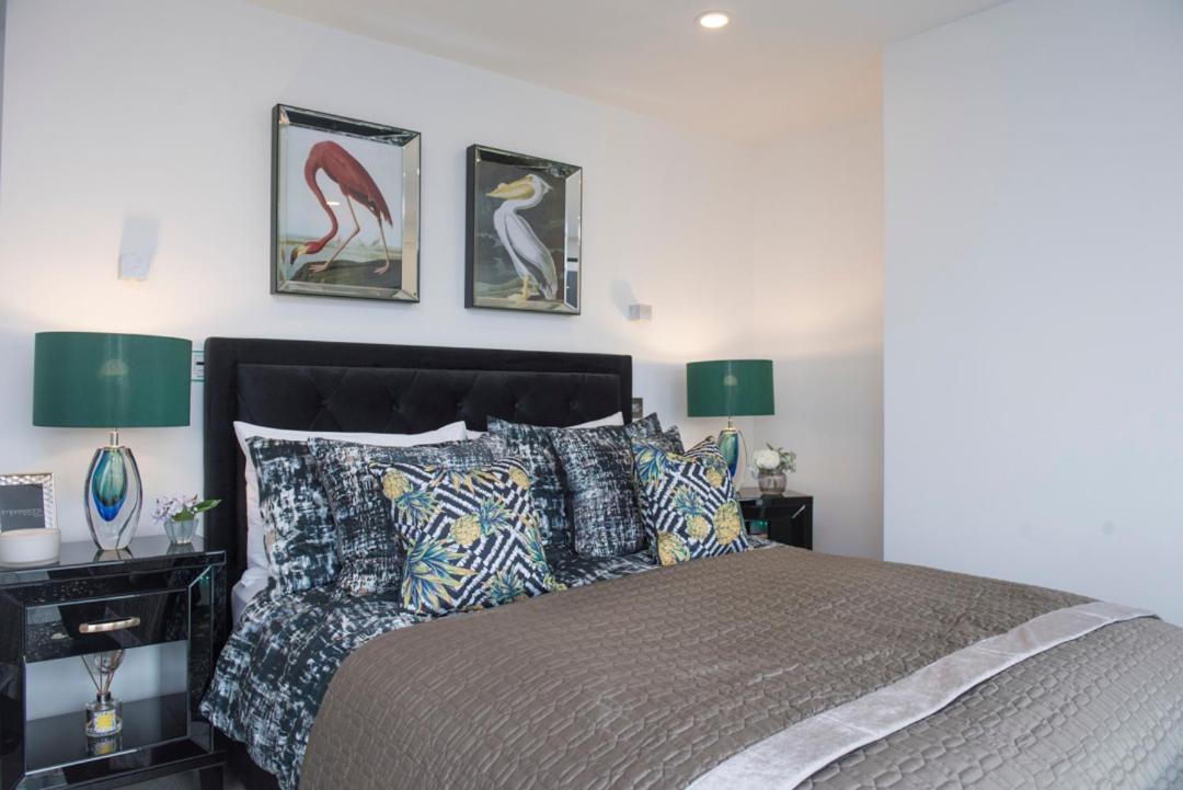 Premier 3 Bed Lux Apartment - Sleeps 8 London Exterior photo
