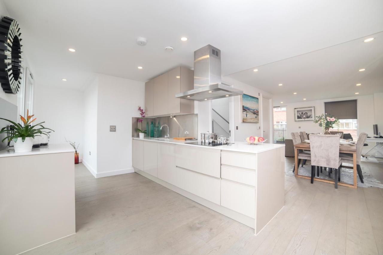 Premier 3 Bed Lux Apartment - Sleeps 8 London Exterior photo