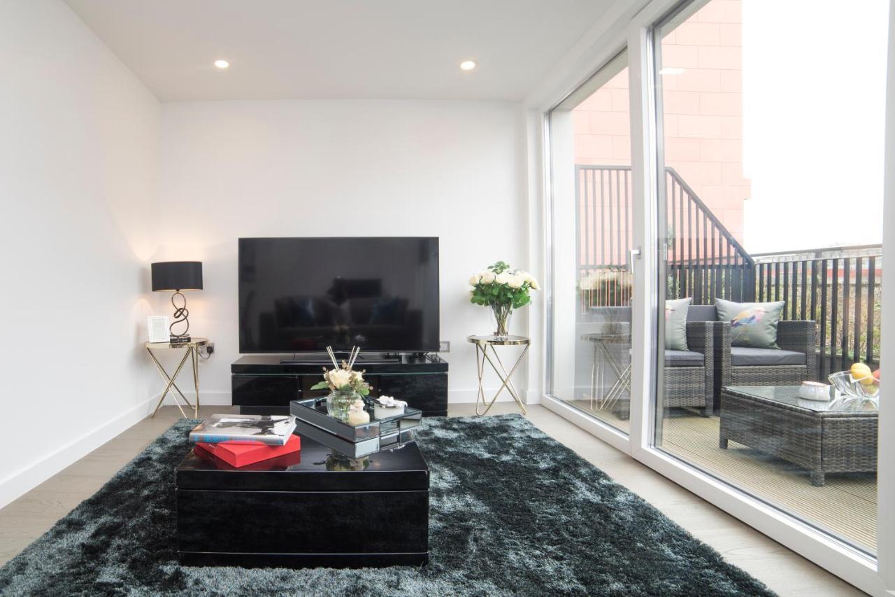 Premier 3 Bed Lux Apartment - Sleeps 8 London Exterior photo